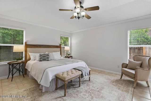 7883 CHASE MEADOWS Drive E, Jacksonville, FL 32256