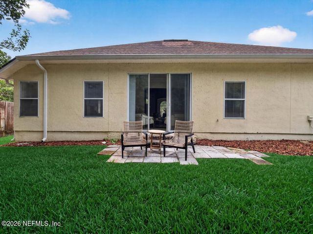 7883 CHASE MEADOWS Drive E, Jacksonville, FL 32256
