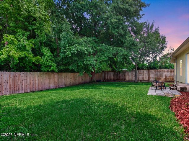 7883 CHASE MEADOWS Drive E, Jacksonville, FL 32256