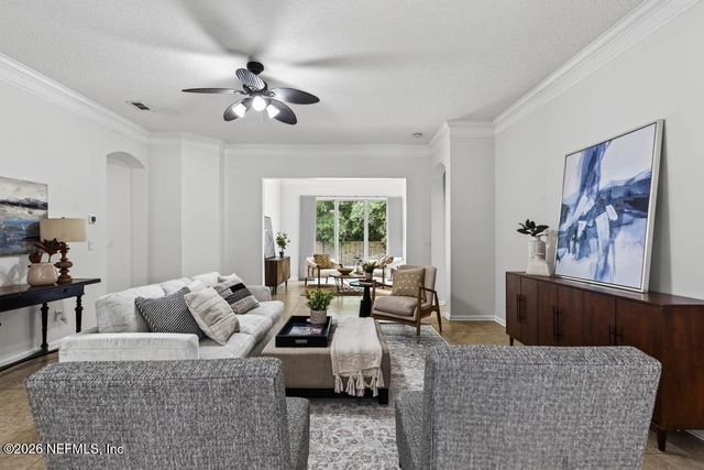 7883 CHASE MEADOWS Drive E, Jacksonville, FL 32256