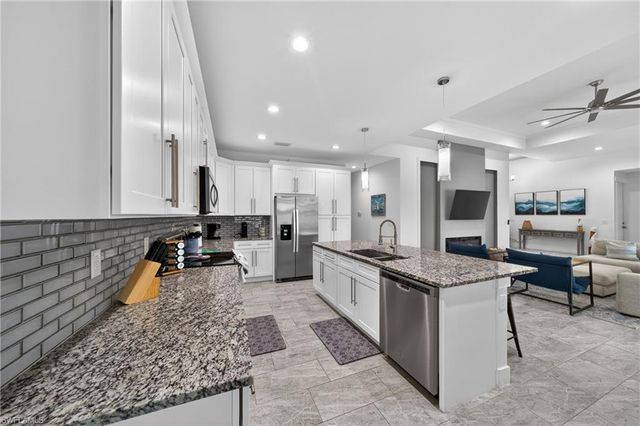 3833 SW 14th PL, Cape Coral, FL 33914