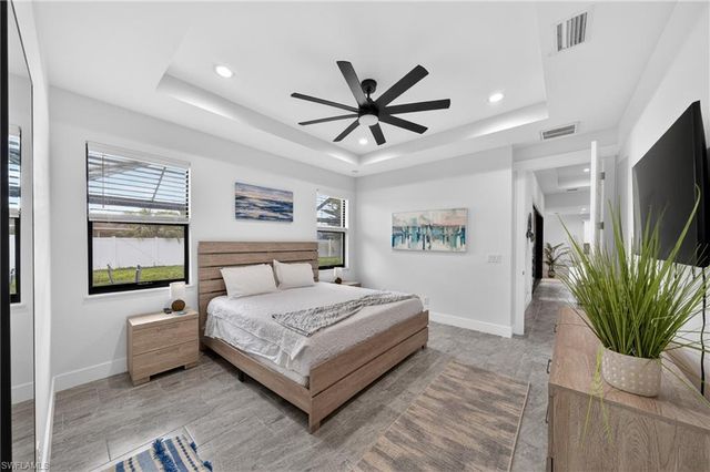 3833 SW 14th PL, Cape Coral, FL 33914