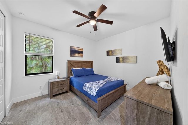 3833 SW 14th PL, Cape Coral, FL 33914