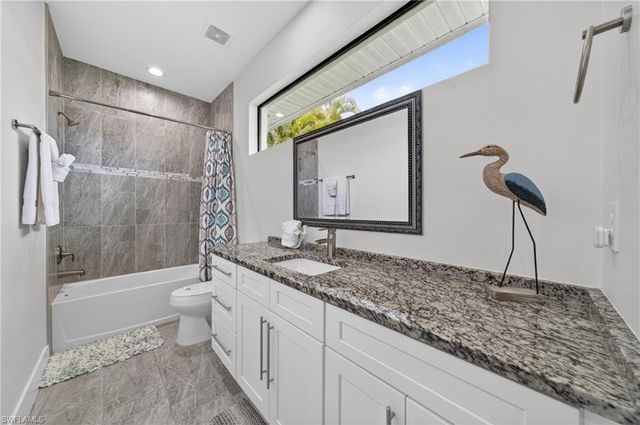 3833 SW 14th PL, Cape Coral, FL 33914