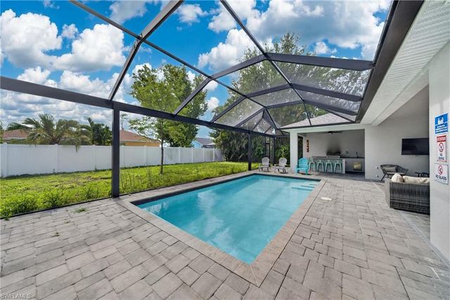 3833 SW 14th PL, Cape Coral, FL 33914