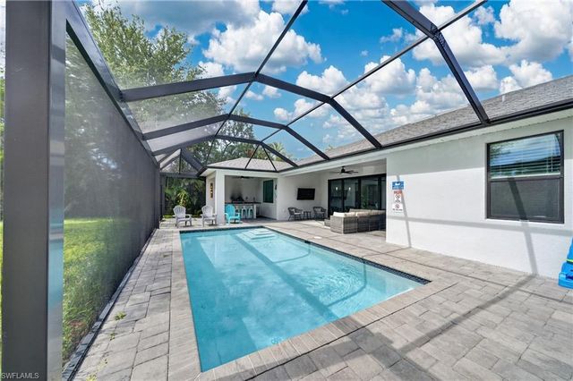 3833 SW 14th PL, Cape Coral, FL 33914