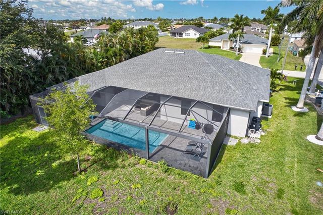 3833 SW 14th PL, Cape Coral, FL 33914