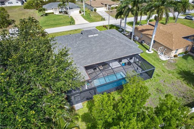 3833 SW 14th PL, Cape Coral, FL 33914