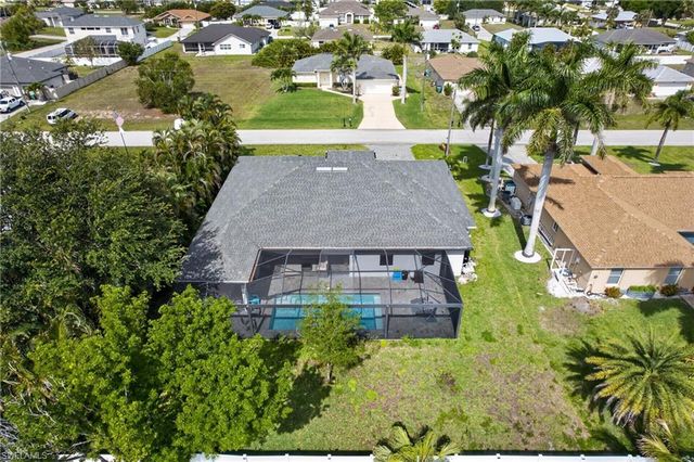 3833 SW 14th PL, Cape Coral, FL 33914