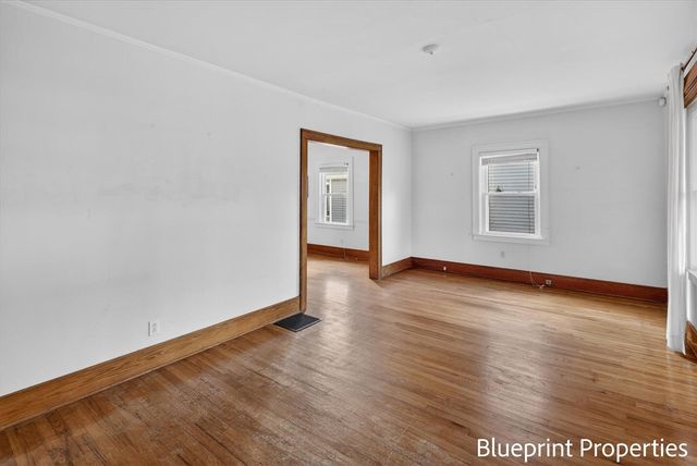 150 Mayfield Avenue, Grand Rapids, MI 49503