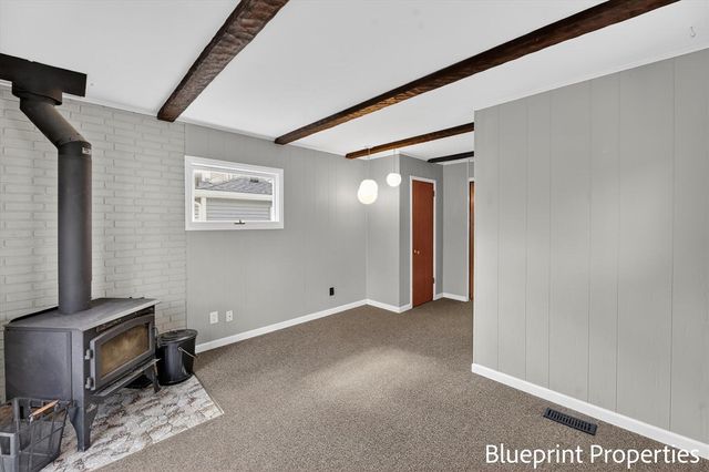 150 Mayfield Avenue, Grand Rapids, MI 49503