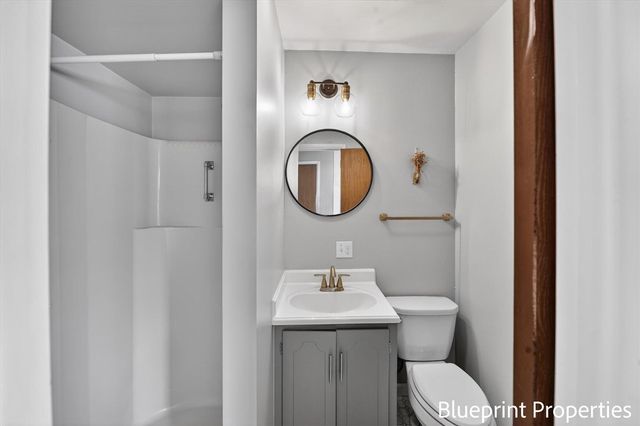 150 Mayfield Avenue, Grand Rapids, MI 49503