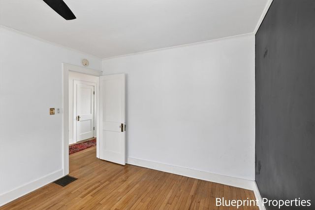 150 Mayfield Avenue, Grand Rapids, MI 49503