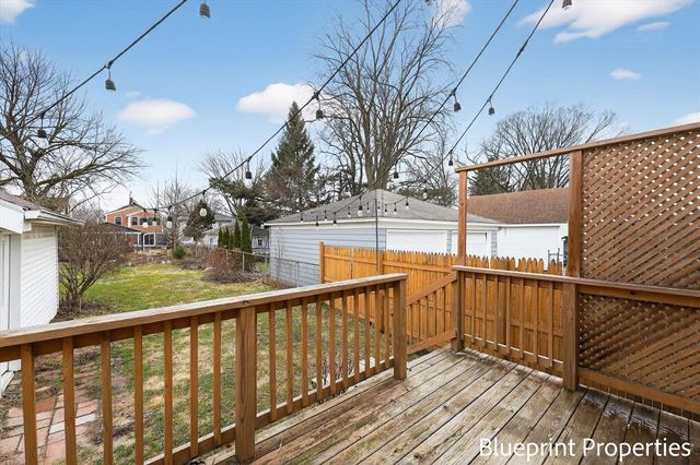 150 Mayfield Avenue, Grand Rapids, MI 49503