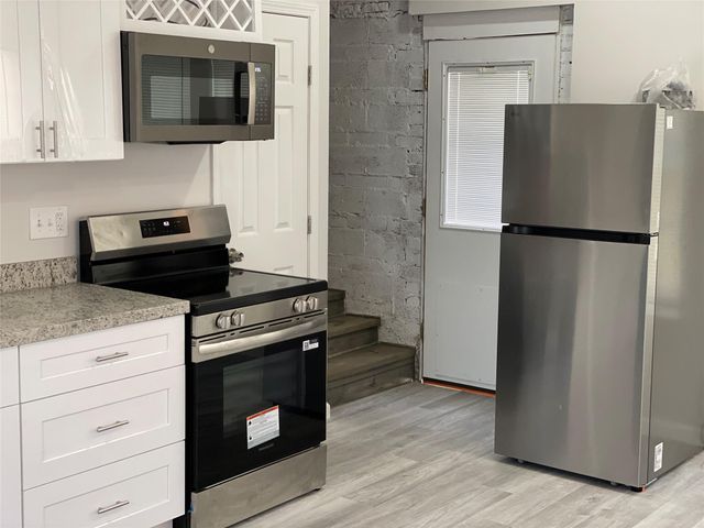 1517 31st Street, Galveston, TX 77550