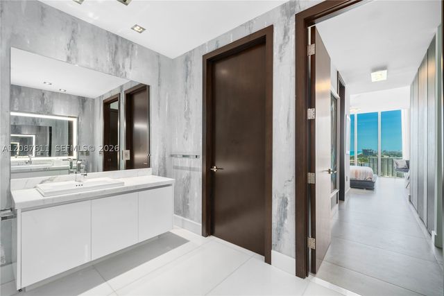 330 Sunny Isles Blvd 5-TS01, Sunny Isles Beach, FL 33160