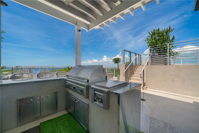 330 Sunny Isles Blvd 5-TS01, Sunny Isles Beach, FL 33160