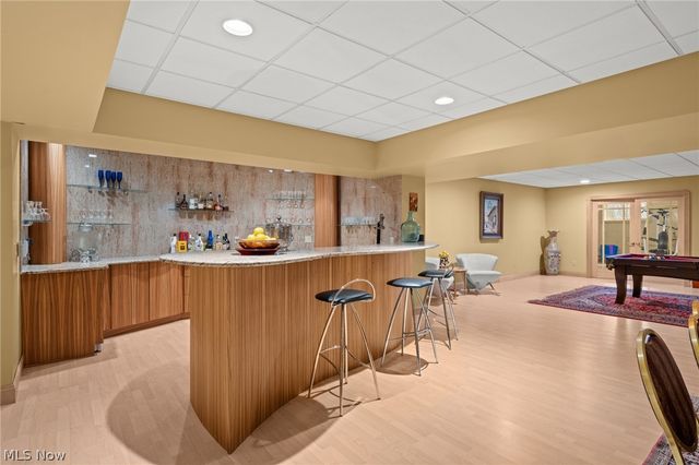 25 Brandon Court, Moreland Hills, OH 44022