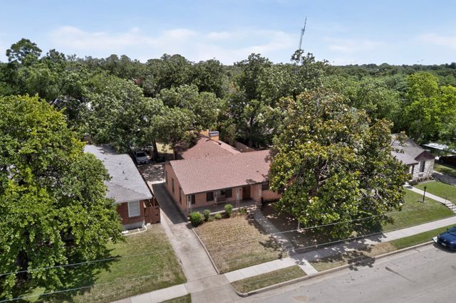 3017 Primrose Avenue, Fort Worth, TX 76111