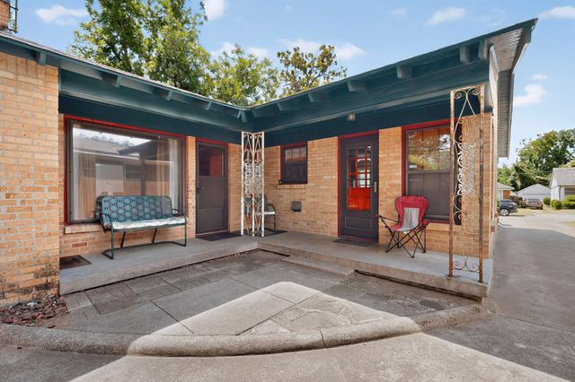 3017 Primrose Avenue, Fort Worth, TX 76111