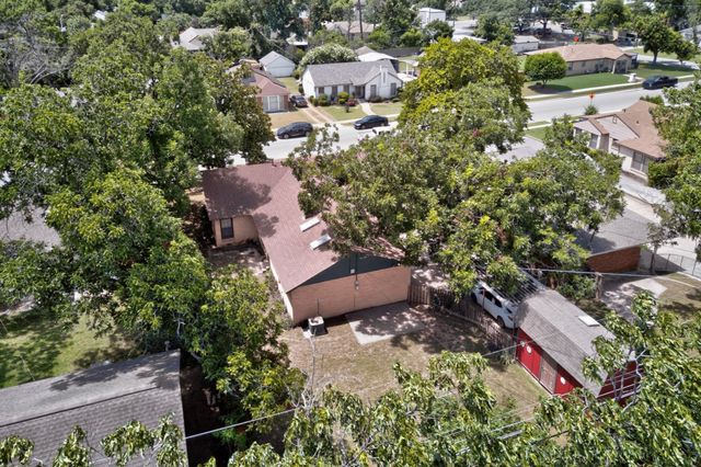 3017 Primrose Avenue, Fort Worth, TX 76111