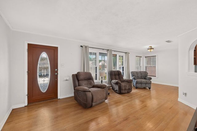 3017 Primrose Avenue, Fort Worth, TX 76111