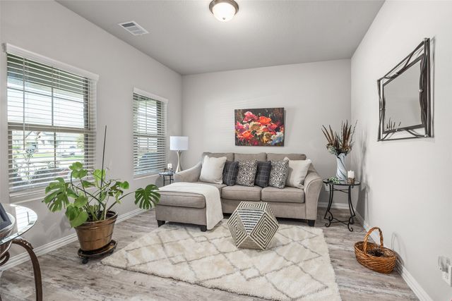 10505 Trail Ridge Drive, Fort Worth, TX 76126