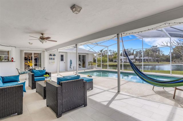 5836 HELEN WAY, Sarasota, FL 34243