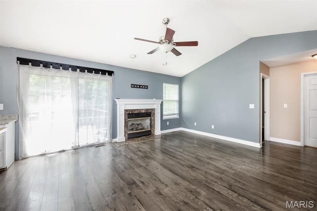 2130 Streamview Court, O'fallon, IL 62269