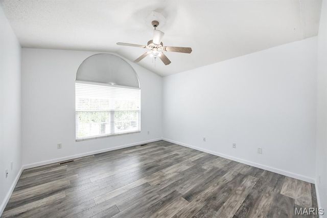 2130 Streamview Court, O'fallon, IL 62269