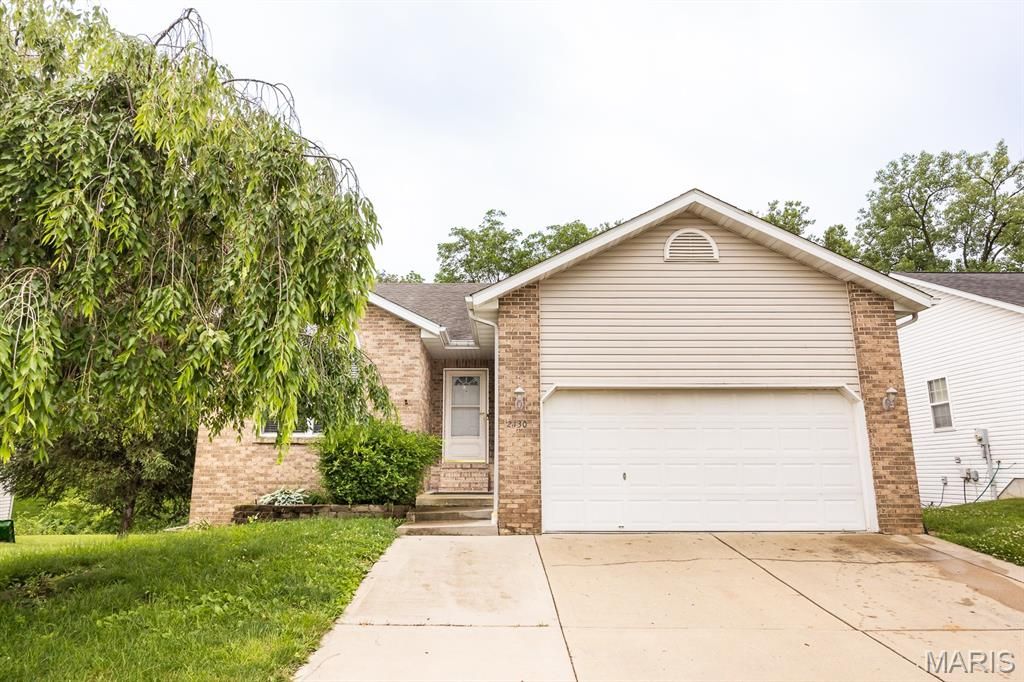2130 Streamview Court, O'fallon, IL 62269