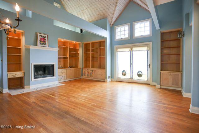 513 Emery Rd, Louisville, KY 40206