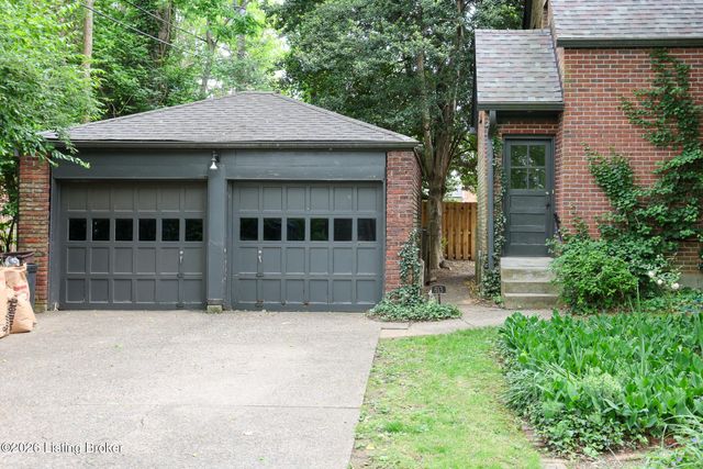 513 Emery Rd, Louisville, KY 40206