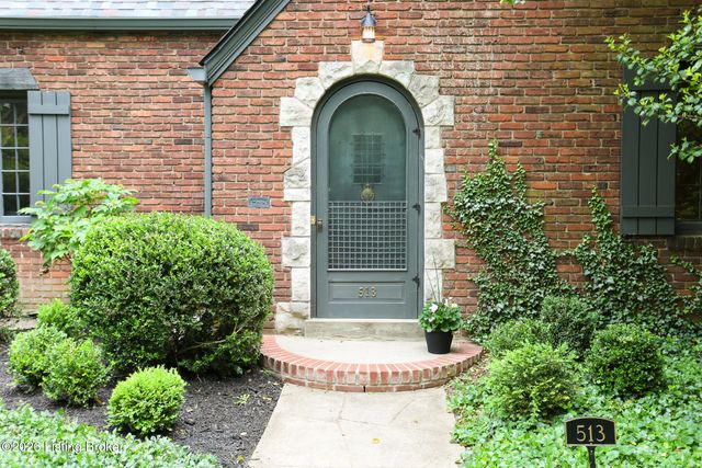 513 Emery Rd, Louisville, KY 40206