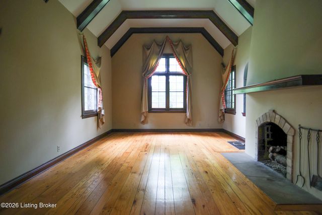 513 Emery Rd, Louisville, KY 40206