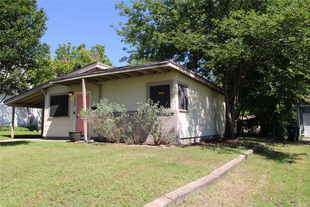 5520 Birchman Avenue, Fort Worth, TX 76107