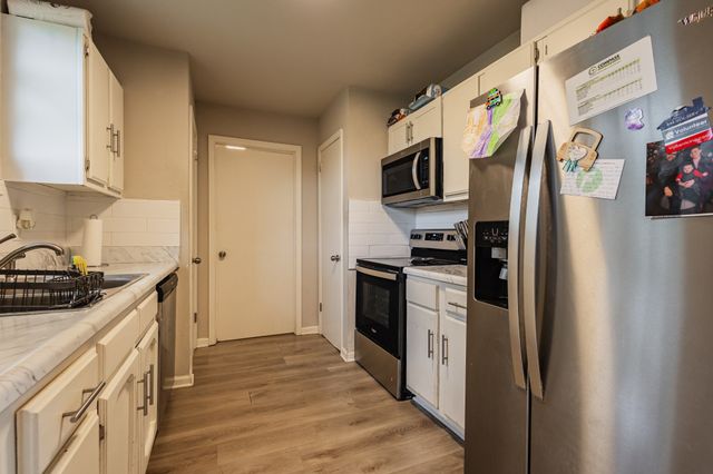 248 Walnut Crest Dr, Gallatin, TN 37066