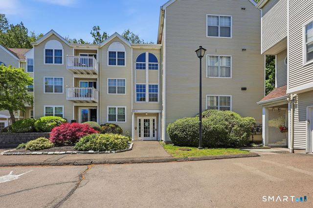 2390 State Street 2U, Hamden, CT 06517