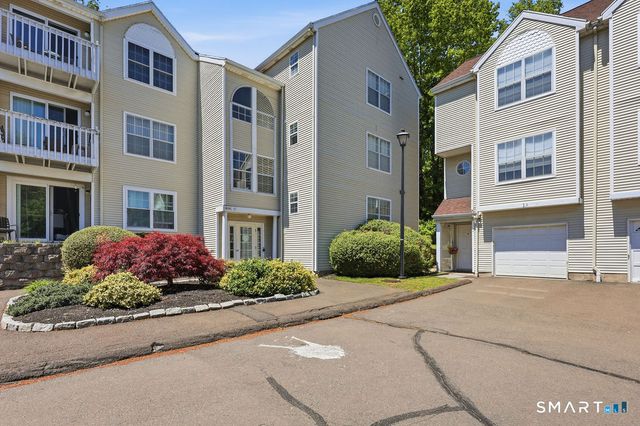 2390 State Street 2U, Hamden, CT 06517