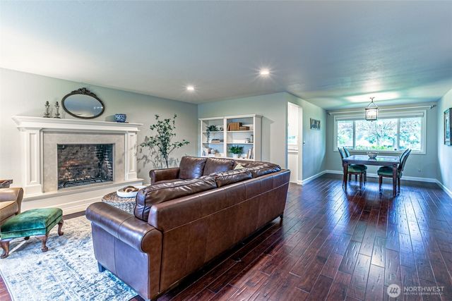 14229 SE 165th Place, Renton, WA 98058
