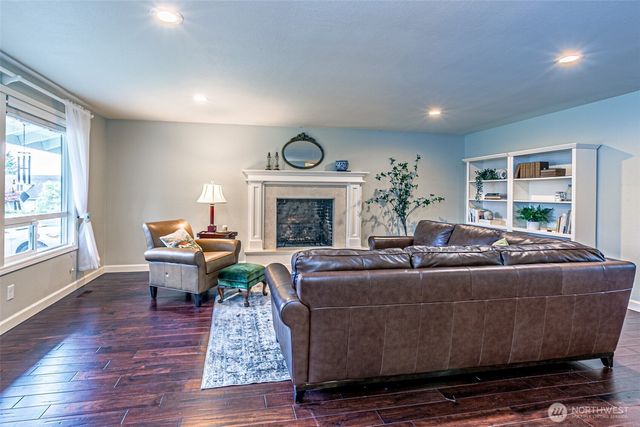 14229 SE 165th Place, Renton, WA 98058