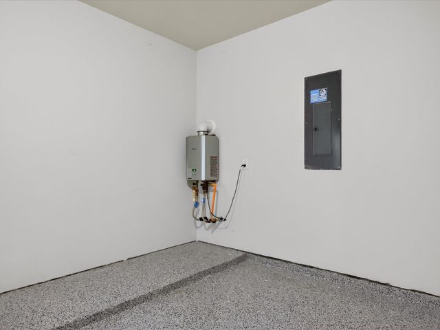 17908 Grove Creek Lane, Montgomery, TX 77316