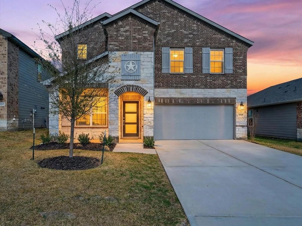 17908 Grove Creek Lane, Montgomery, TX 77316