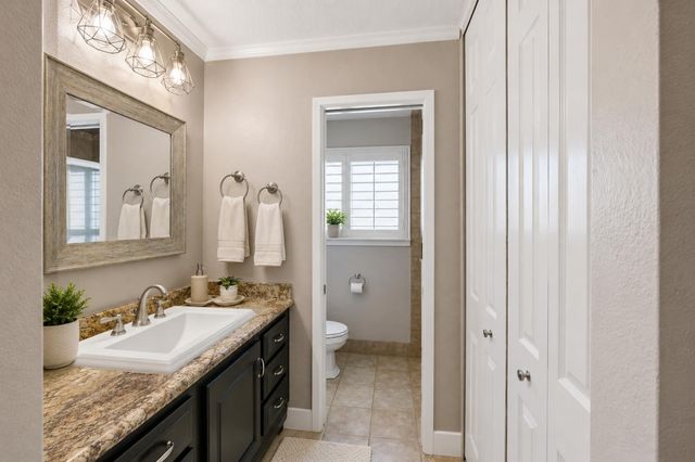 9663 Elmira Cir, Sacramento, CA 95827