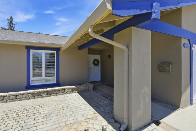 9663 Elmira Cir, Sacramento, CA 95827