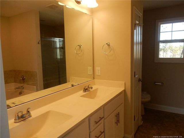 111 S Dakota Court, Spring Lake, NC 28390