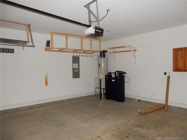 111 S Dakota Court, Spring Lake, NC 28390