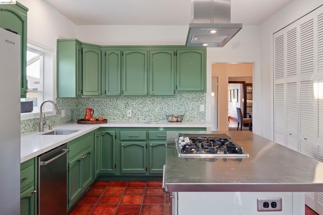 1220 Channing Way, Berkeley, CA 94702
