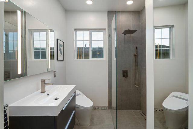 1220 Channing Way, Berkeley, CA 94702