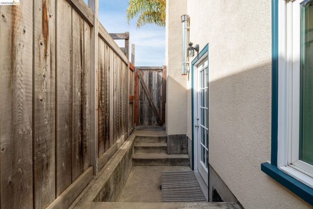 1220 Channing Way, Berkeley, CA 94702